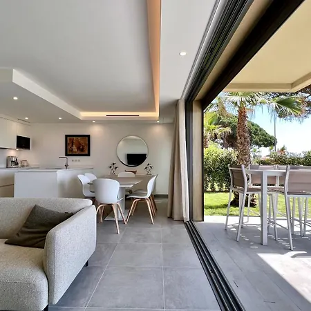 Bright T3 With Pool And Sea View Apartment *