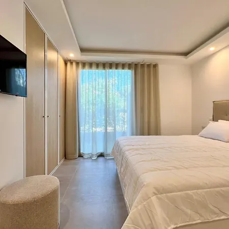 Bright T3 With Pool And Sea View Apartment *